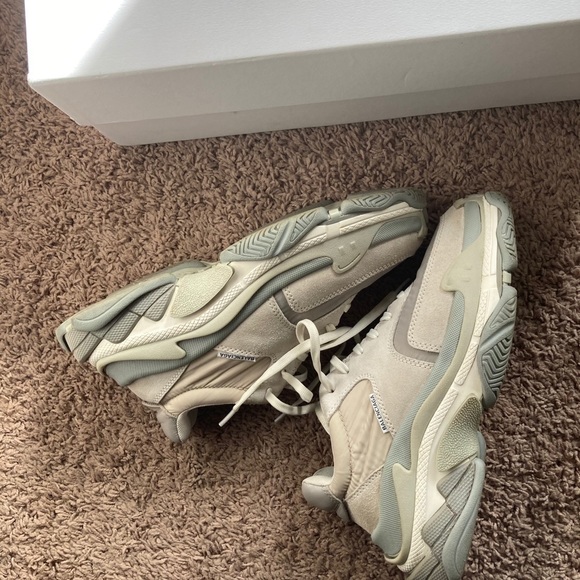 🖤Balenciaga TripleS size 8 💯 grey/beige - Picture 4 of 9